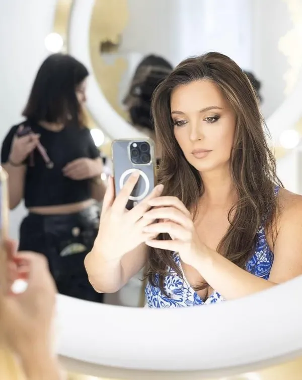 “Am vrut un selfie discret. – 3