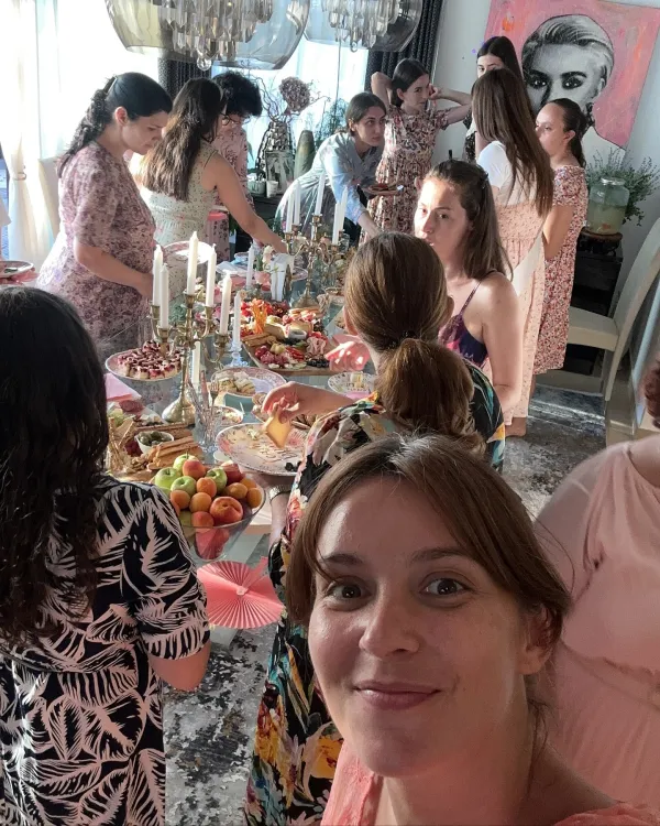 Cand se strang 20 de femei frumoase, nu are cum sa nu se organizeze cel mai frumos si… – 4