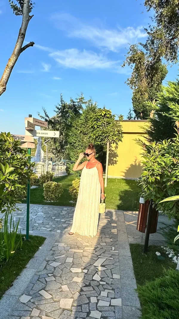 In drum spre cina... am facut un outfit check.