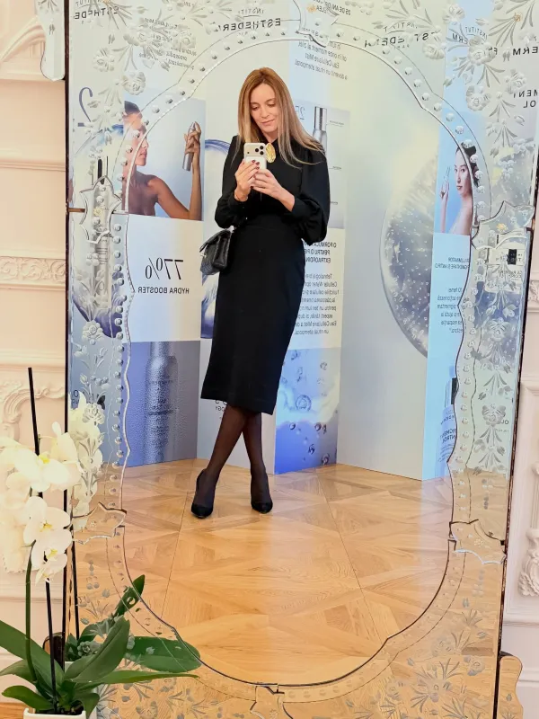 O după-amiază de toamnă, o ținută all black (că uneori simplitatea câștigă 😁), un loc… – 5