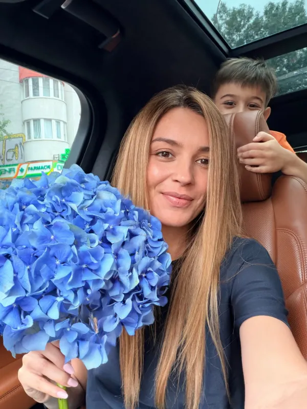 Floarea mea preferată și băiețelul meu preferat. – 2